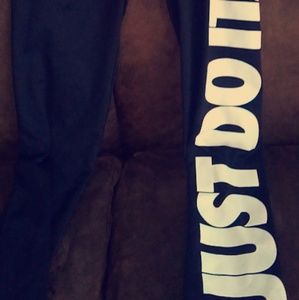 Nike leggings